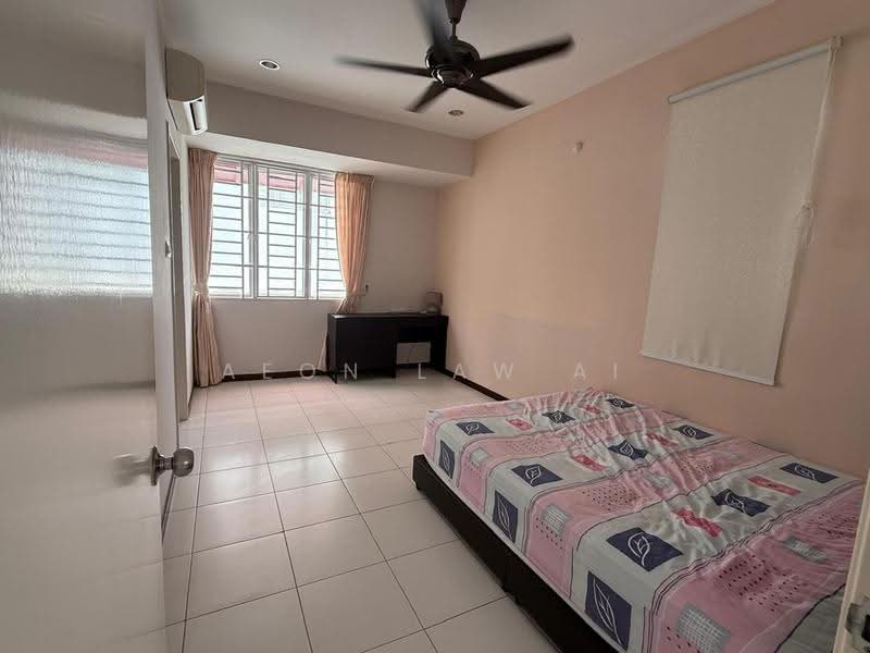 Rumah Teres 3-Tingkat untuk Dijual di Sunway Merica (Bayan Lepas) - Aeon Law Ai - Bedroom - PropertyGuru.com.my