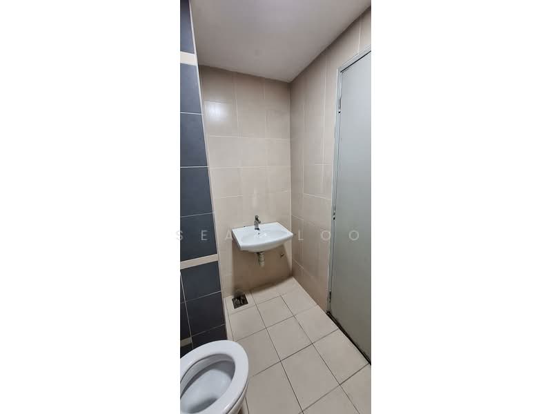 Office for Sale in I-City (Shah Alam) - Sean Loo - Bathroom - PropertyGuru.com.my