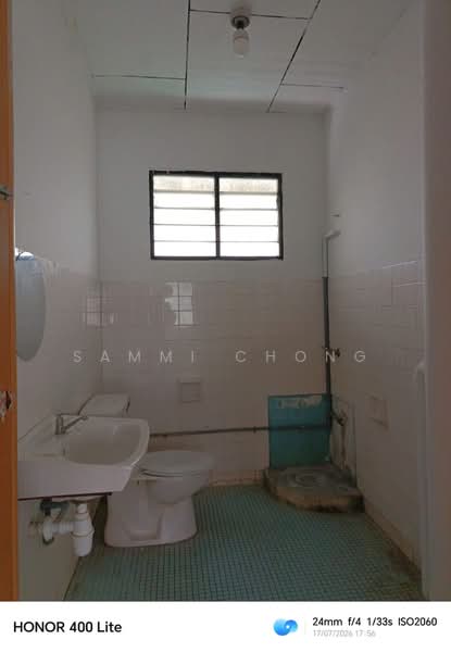 Rumah Teres 3 Tingkat untuk Dijual di Ampang (Ampang) - Sammi Chong - Bathroom - PropertyGuru.com.my