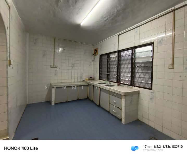 Rumah Teres 3 Tingkat untuk Dijual di Ampang (Ampang) - Sammi Chong - Kitchen - PropertyGuru.com.my