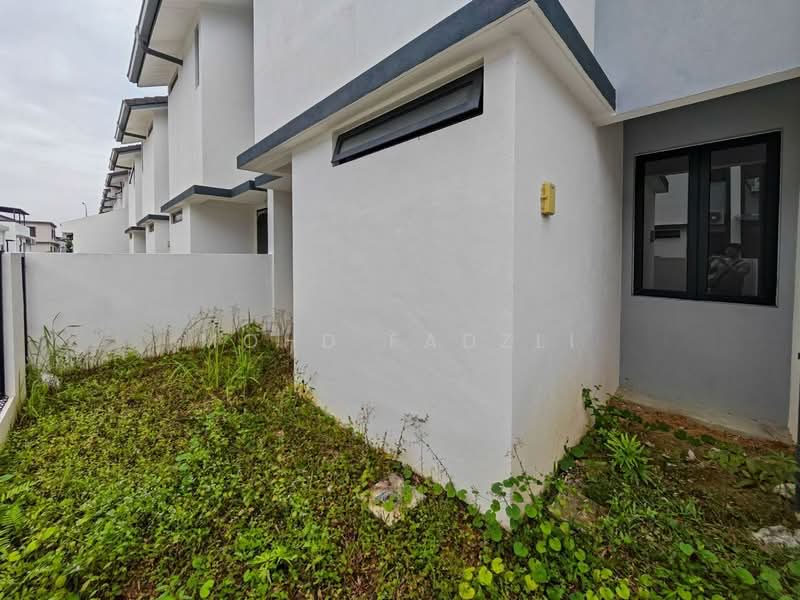 2-storey Terraced House for Sale in Bandar Bukit Raja (Klang) - Mohd Fadzli - Exterior - PropertyGuru.com.my