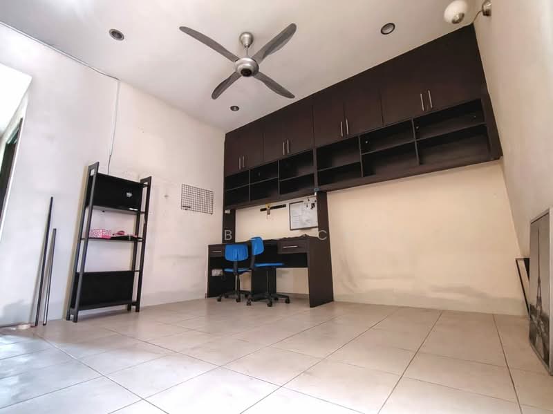 Rumah Teres untuk Dijual di Bandar Bukit Puchong (Puchong) - Tan Bee Choo - Study - PropertyGuru.com.my