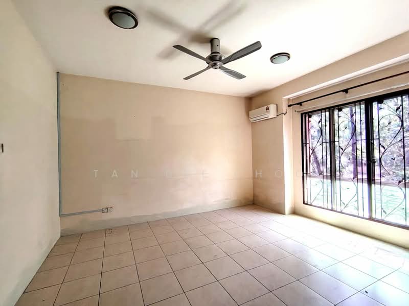 Rumah Teres untuk Dijual di Bandar Bukit Puchong (Puchong) - Tan Bee Choo - Living Room - PropertyGuru.com.my