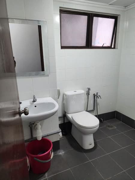 Condominium for Rent at Residensi Kerinchi - Ahmad Sharqawwi Abdul Kapor - Bathroom - PropertyGuru.com.my