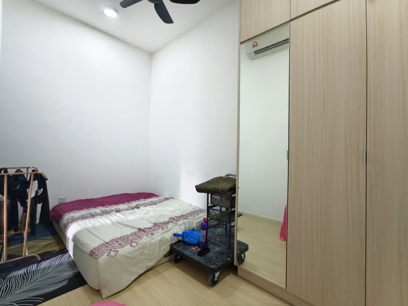 Kondominium untuk Dijual di Lakeville Residence - Sean Lim - Bedroom - PropertyGuru.com.my