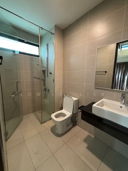 Bungalow for Rent in Iskandar Puteri (Nusajaya) (Johor) - Low Lai Lien - Bathroom - PropertyGuru.com.my