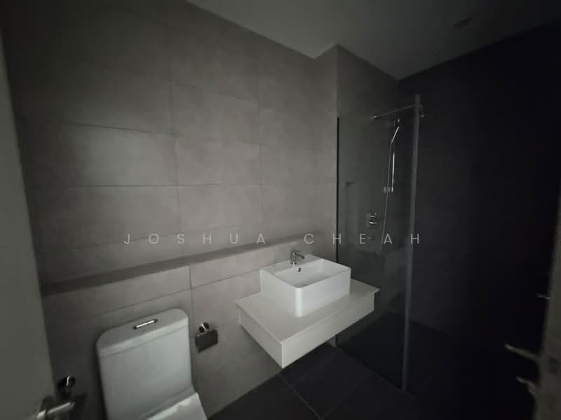 Servis Apartment untuk Dijual di SWNK Houze @ BBCC - Joshua Cheah - Bathroom - PropertyGuru.com.my