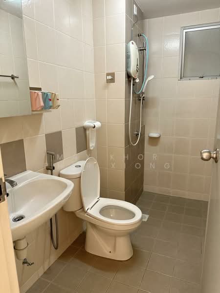 Pangsapuri untuk Disewa di Seri Baiduri - Max Khor Phor xiong - Bathroom - PropertyGuru.com.my