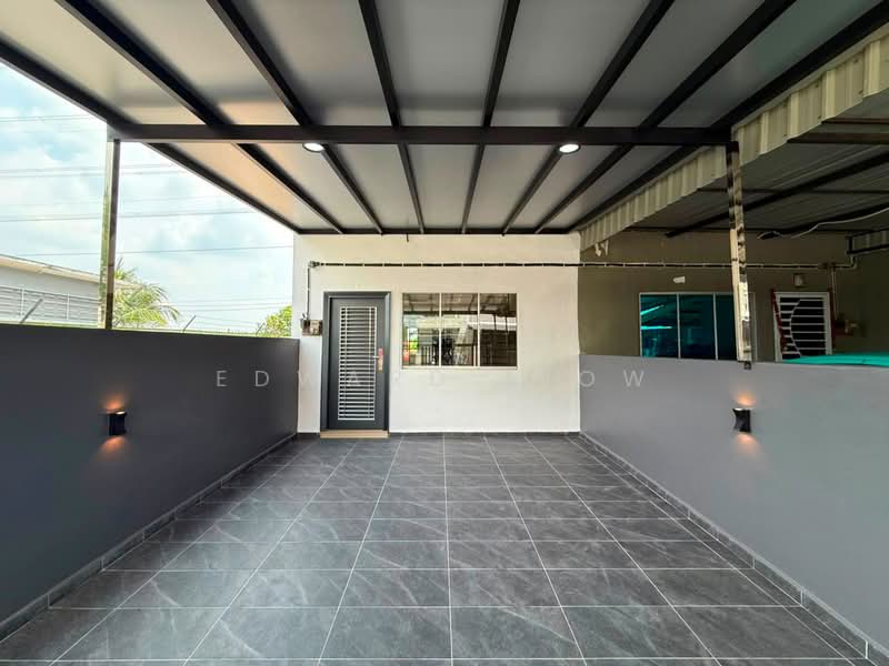Rumah Teres 2 Tingkat untuk Dijual di Taman Scientex Pasir Gudang (Pasir Gudang) - Edward Siow - Exterior - PropertyGuru.com.my
