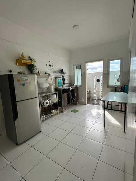 Condominium for Rent at First Residence (Residensi Unggul) - Ron Yap - Kitchen - PropertyGuru.com.my
