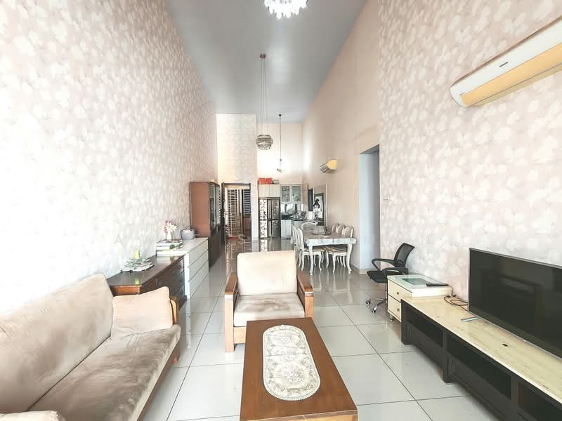 Kondominium untuk Dijual di Indah Alam (Subang Andaman) - Awie Shariman - Living Room - PropertyGuru.com.my