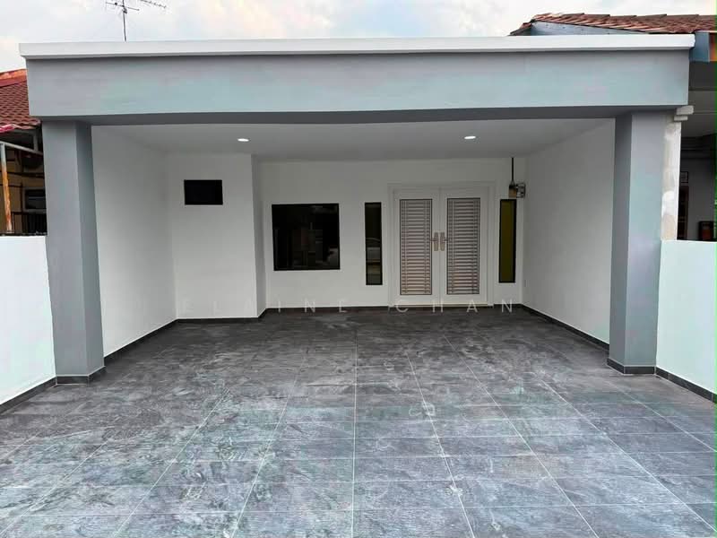 1-storey Terraced House for Sale in Taman Ehsan Jaya (Ulu Tiram) - Elaine Chan - Exterior - PropertyGuru.com.my