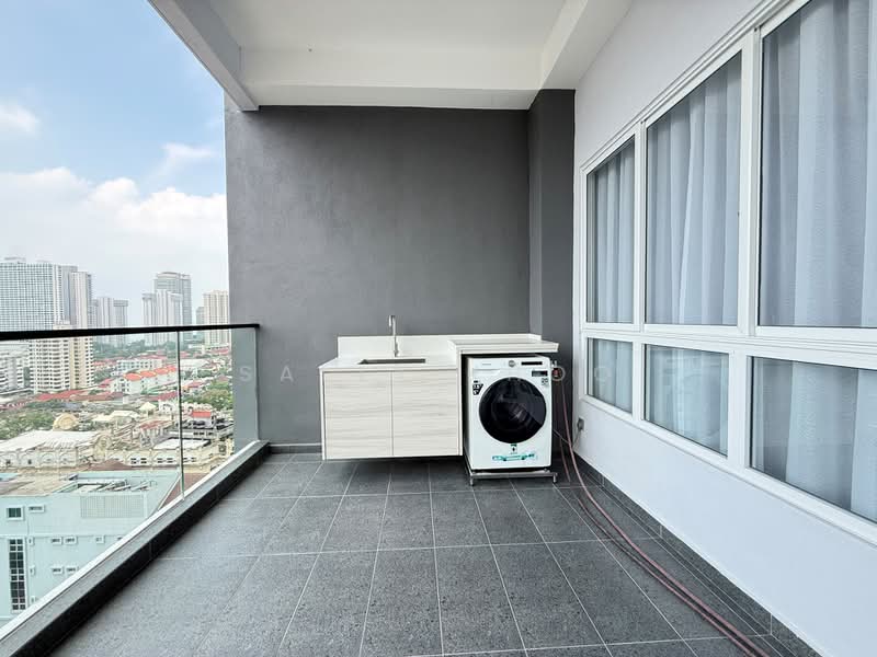 Kondominium untuk Disewa di Codrington Residence - Sally Khoo - Balcony - PropertyGuru.com.my