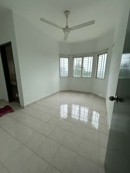 Pangsapuri untuk Dijual di Puteri Bayu Apartment - Matthew Wong - Interior - PropertyGuru.com.my