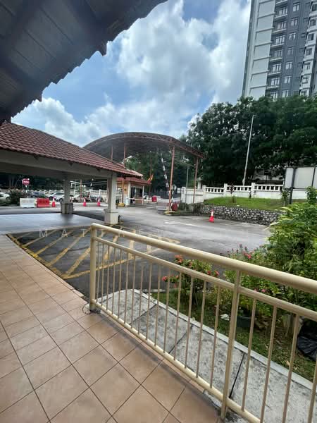 Pangsapuri untuk Dijual di Puteri Bayu Apartment - Matthew Wong - Exterior - PropertyGuru.com.my