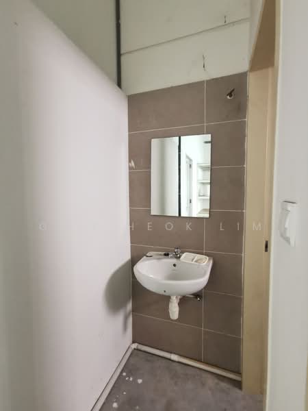 Shop for Rent in Bandar Tasek Mutiara (Simpang Ampat) - Geik Heok Lim - Bathroom - PropertyGuru.com.my