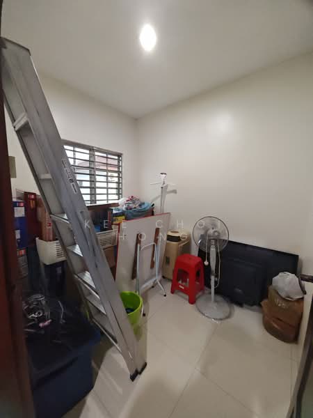 Semi-Detached House for Sale in Taman Sri Intan (Hutan Melintang) - Kee Choi Hong - Interior - PropertyGuru.com.my