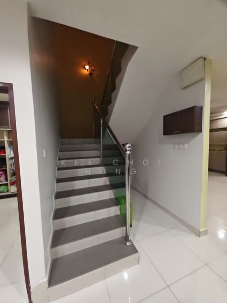 Semi-Detached House for Sale in Taman Sri Intan (Hutan Melintang) - Kee Choi Hong - Interior - PropertyGuru.com.my