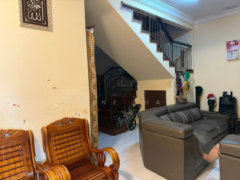 Rumah Teres 2-Tingkat untuk Dijual di Bandar Seri Alam (Masai) - Elaine Chan - Living Room - PropertyGuru.com.my