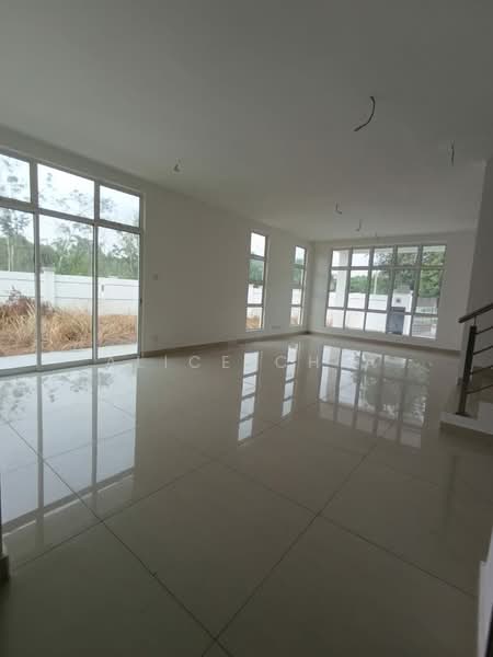 Rumah Kluster untuk Dijual di Taman Mutiara Rini (Skudai) - Alice Chia - Living Room - PropertyGuru.com.my