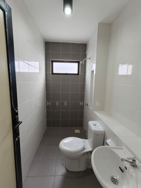 Semi-Detached House for Rent in Eco Grandeur (Puncak Alam) - Chee Hin - Bathroom - PropertyGuru.com.my