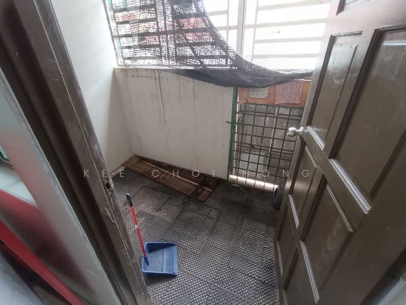2-storey Terraced House for Sale in Lumut (Perak) - Kee Choi Hong - Balcony - PropertyGuru.com.my