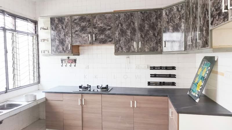 Rumah Teres 1.5 Tingkat untuk Disewa di Taman Perling (Perling) - KK Low - Kitchen - PropertyGuru.com.my