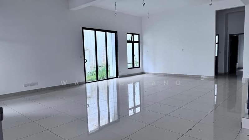 Rumah Kluster untuk Dijual di Austin (Johor Bahru) - Wallace Ang - Living Room - PropertyGuru.com.my