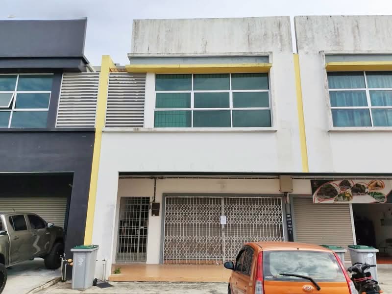 Kedai / Pejabat untuk Dijual di Taman Pura Kencana (Batu Pahat) - Allen . - Exterior - PropertyGuru.com.my