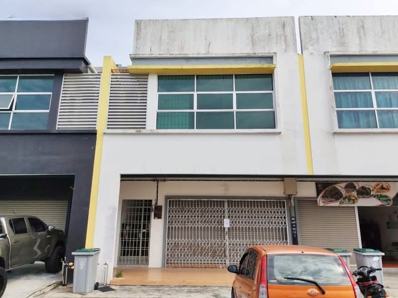 Kedai / Pejabat untuk Dijual di Taman Pura Kencana (Batu Pahat) - Allen . - Exterior - PropertyGuru.com.my