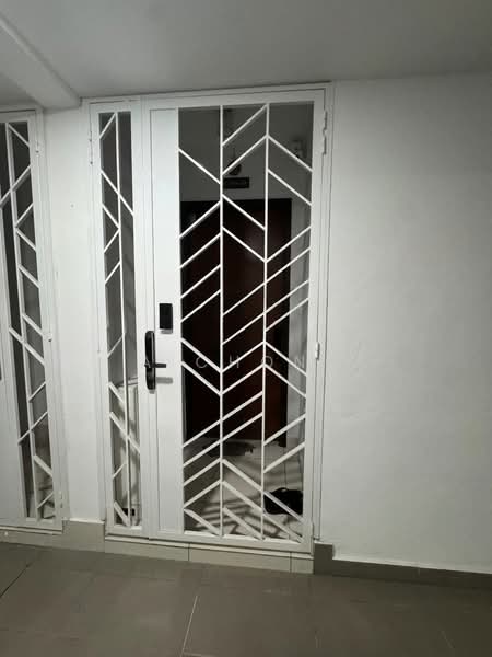 Kondominium untuk Dijual di Paraiso Residence @ The Earth - A Chong - Entrance - PropertyGuru.com.my