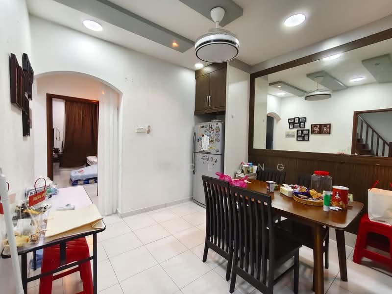 1-storey Terraced House for Sale in Bukit Indah (Iskandar Puteri (Nusajaya)) - Wallace Ang - Dining Room - PropertyGuru.com.my