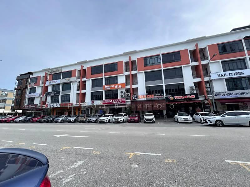 Shop / Office for Rent in Bandar Baru Permas Jaya (Permas Jaya) - Phoebe Foo - Exterior - PropertyGuru.com.my