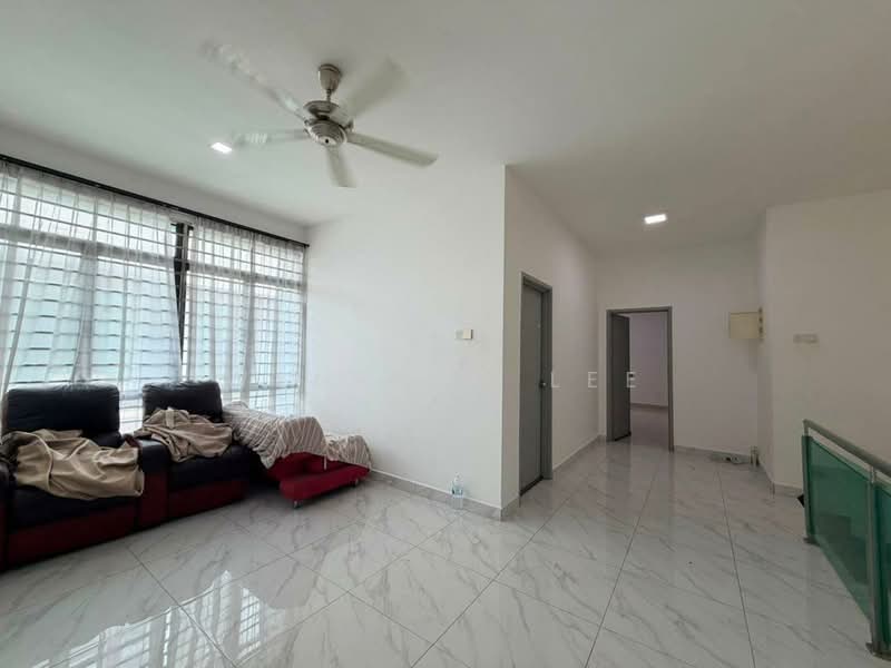 Cluster House for Sale in Skudai (Johor) - Wenting Lee - Living Room - PropertyGuru.com.my