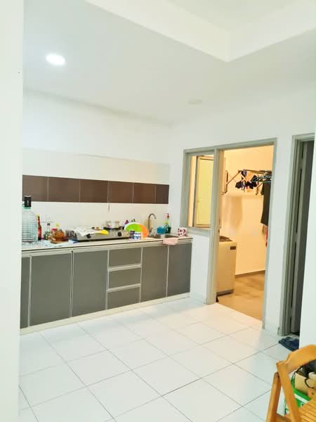 Kondominium untuk Disewa di Golden Triangle 2 - Andrew Chow - Kitchen - PropertyGuru.com.my