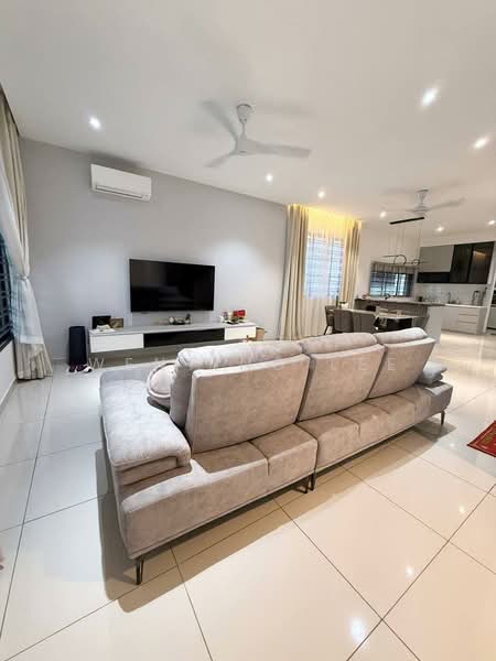 2-storey Terraced House for Sale in Johor Bahru (Johor) - Wenting Lee - Living Room - PropertyGuru.com.my