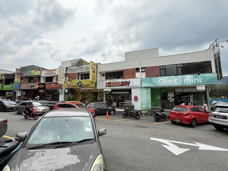 Shop / Office for Rent in Taman Melawati (Ulu Kelang) - Thye Loke Lau - Exterior - PropertyGuru.com.my