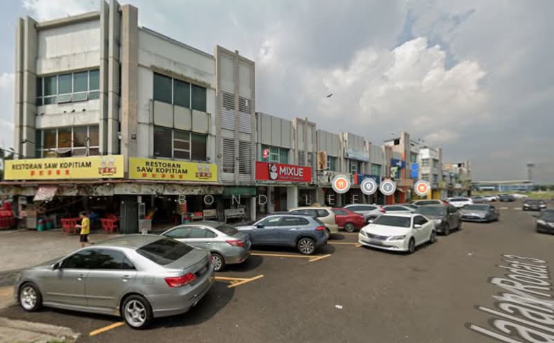 Shop for Rent in Bandar Bukit Raja (Klang) - Bond Lee - Exterior - PropertyGuru.com.my