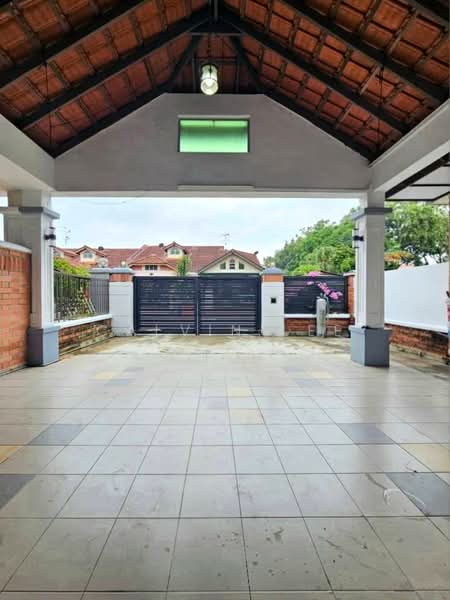 1.5-storey Terraced House for Sale in Skudai (Johor) - Calvin Lee - Exterior - PropertyGuru.com.my