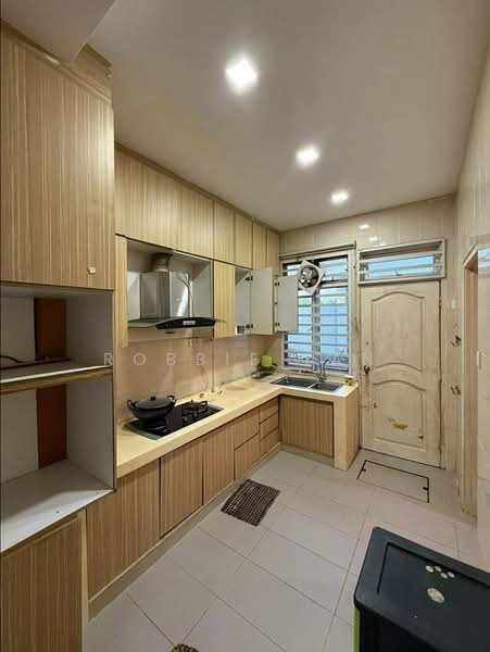 2-storey Terraced House for Rent in Taman JP Perdana (Johor Bahru) - Robbie Tan - Kitchen - PropertyGuru.com.my