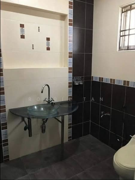 2-storey Terraced House for Rent in Bukit Indah (Iskandar Puteri (Nusajaya)) - Robbie Tan - Bathroom - PropertyGuru.com.my