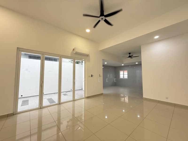 Rumah Berkembar untuk Dijual di Taman Ungku Tun Aminah (Skudai) - Jaz Lee - PropertyGuru.com.my