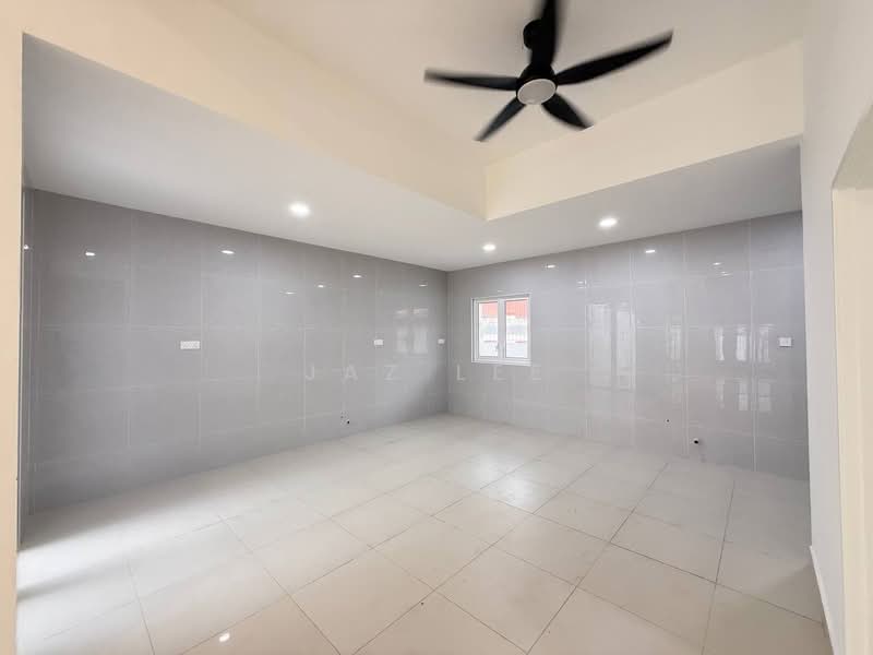 Rumah Berkembar untuk Dijual di Taman Ungku Tun Aminah (Skudai) - Jaz Lee - PropertyGuru.com.my
