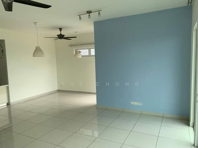 Servis Apartment untuk Disewa di Glomac Damansara - Jess Chong - Living Room - PropertyGuru.com.my