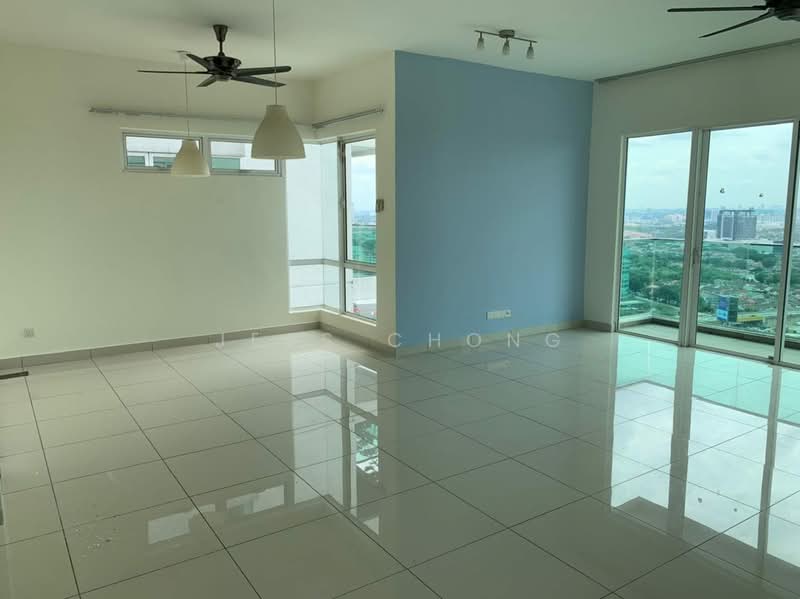 Servis Apartment untuk Disewa di Glomac Damansara - Jess Chong - Living Room - PropertyGuru.com.my