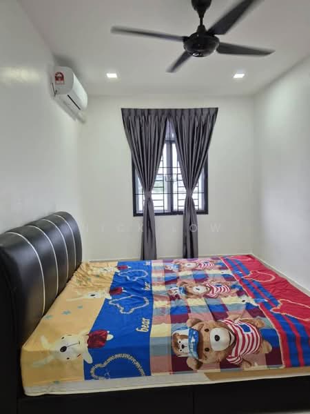 Rumah Teres 2.5 Tingkat untuk Disewa di Taman Scientex Senai (Senai) - Nick Low - Bedroom - PropertyGuru.com.my