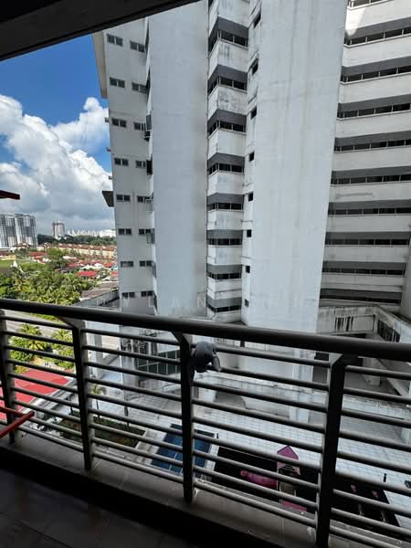 Servis Apartment untuk Dijual di Larkin Heights - Dylan Tan - Exterior - PropertyGuru.com.my