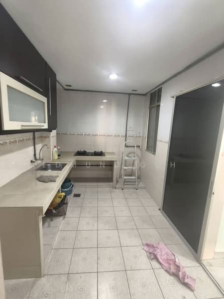 Pangsapuri untuk Disewa di Pangsapuri Lagoon Perdana - Edmund Goh - Kitchen - PropertyGuru.com.my