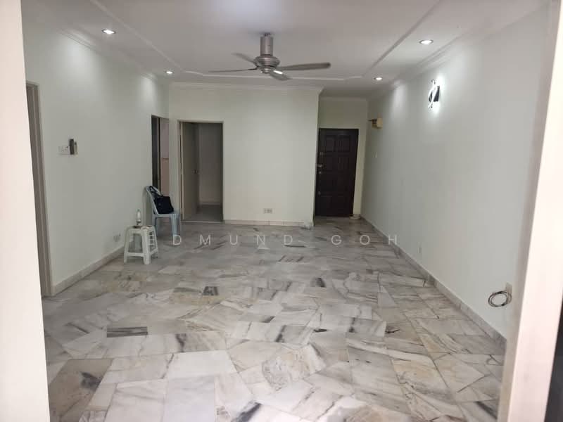 Pangsapuri untuk Disewa di Pangsapuri Lagoon Perdana - Edmund Goh - Living Room - PropertyGuru.com.my