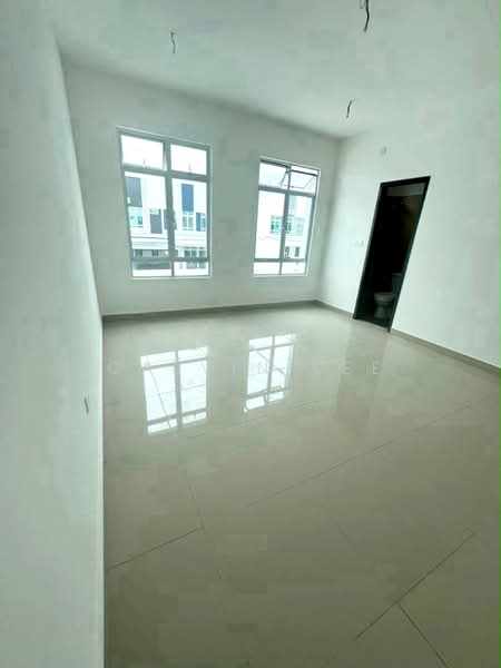 2-storey Terraced House for Sale in Bandar Dato Onn (Tebrau) - Calvin Lee - PropertyGuru.com.my